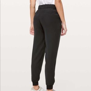 Lululemon On the Fly *woven* Jogger